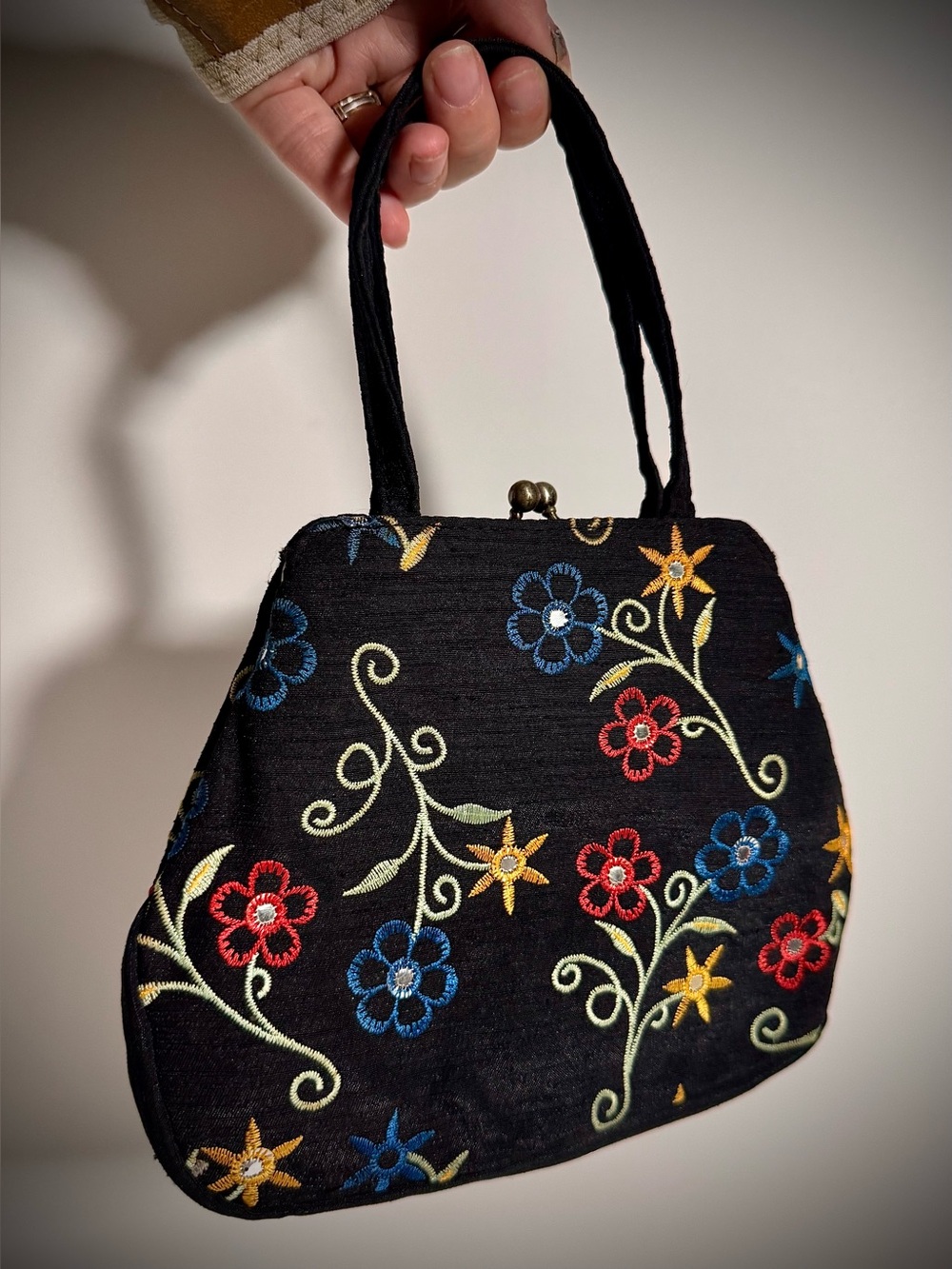 Vintage Black Embroidered Beaded Mini Kisslock Bag Purse Sequin
